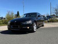 Gebraucht BMW 320 184 PS (135 kW) 2013 Schwarz Limousine