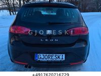 Usata Seat Leon 105 CV (77 kW) 2012 Nero Berlina