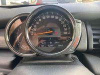 Gebraucht Mini Cooper Chili 136 PS (100 kW) 2019 Grau Kleinwagen