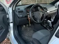 Gebraucht Opel Astra 105 PS (77 kW) 2005 Silber Limousine