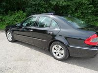 Gebraucht Mercedes E220 Elegance 170 PS (125 kW) 2007 Schwarz Limousine