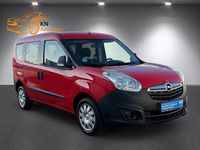 Gebraucht Opel Combo 95 PS (69 kW) 2012 Rot Van / Kleinbus