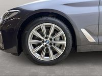 Gebraucht BMW 540 Efficient Dynamics 340 PS (250 kW) 2023 Grau Kombi