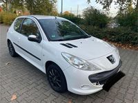 Gebraucht Peugeot 206+ Basis 60 PS (44 kW) 2012 Weiß Kleinwagen
