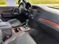 Gebraucht Mitsubishi Pajero Instyle 200 PS (147 kW) 2012 Grau SUV