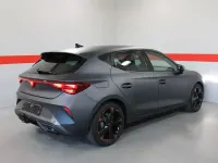 Neu Cupra Leon 150 PS (110 kW) 2026 Grau (magnet grau matt) Limousine