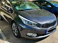 Gebraucht Kia Ceed Spirit 135 PS (99 kW) 2012 Grau Kleinwagen