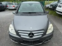 Gebraucht Mercedes B180 109 PS (80 kW) 2009 Grau Van / Kleinbus