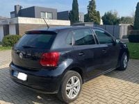 Gebraucht VW Polo Life 69 PS (50 kW) 2014 Schwarz Limousine