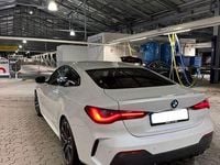 Gebraucht BMW 430 M Sport 258 PS (189 kW) 2021 Weiß Coupé