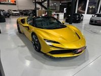 Gebraucht Ferrari SF90 2021 Gelb Cabrio