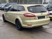 Gebraucht Ford Mondeo Ghia 145 PS (106 kW) 2008 Gold Kombi