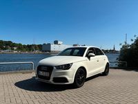 Gebraucht Audi A1 Sportback Attraction 86 PS (63 kW) 2014 Weiß Kleinwagen