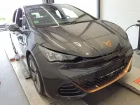 Gebraucht Cupra Born 150 kW (204 PS) 2024 Quasargrau (metallic) Kleinwagen