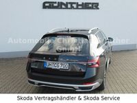 gebraucht Skoda Superb Combi Scout 2.0 TDI DSG 4x4 NAV AHK STAHZ