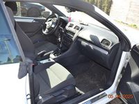 Gebraucht VW Golf Cabriolet 105 PS (77 kW) 2012 Weiß Cabrio
