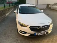 Gebraucht Opel Insignia Edition 140 PS (102 kW) 2018 Weiß Limousine