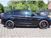 Neu Alfa Romeo Stelvio Veloce 280 PS (205 kW) 2025 Schwarz SUV