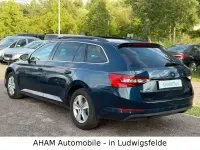 Gebraucht Skoda Superb Ambition 150 PS (110 kW) 2022 Blau Kombi