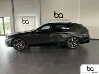Gebraucht BMW 540 M Sport 303 PS (222 kW) 2024 Sophistograu met. Kombi
