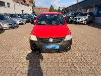 Gebraucht VW Fox 54 PS (39 kW) 2010 Rot Kleinwagen