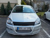 Gebraucht Opel Astra 101 PS (74 kW) 2005 Silber Kleinwagen