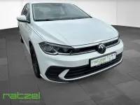 Gebraucht VW Polo Life 80 PS (58 kW) 2023 Weiß Kleinwagen