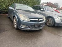 Gebraucht Opel Astra Cabriolet 140 PS (102 kW) 2006 Grau Cabrio