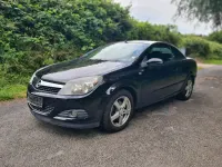 Gebraucht Opel Astra 105 PS (77 kW) 2006 Schwarz Cabrio