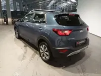 Używany Kia Stonic Vision 101 KM (74 kW) 2023 Niebieski SUV