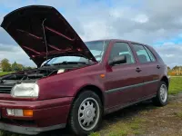 Gebraucht VW Golf III 75 PS (55 kW) 1997 Rot Limousine