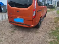 Gebraucht Ford Tourneo 170 PS (125 kW) 2018 Orange Van / Kleinbus