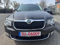 Gebraucht Skoda Superb Elegance 160 PS (117 kW) 2011 Braun Kombi