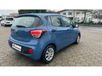 Gebraucht Hyundai i10 Classic 67 PS (49 kW) 2017 Blau Kleinwagen
