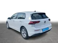 Gebraucht VW Golf VIII Life 150 PS (110 kW) 2023 Weiß Limousine