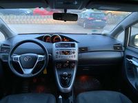 Gebraucht Toyota Verso Edition 132 PS (97 kW) 2012 Platin silber metallic Van / Kleinbus