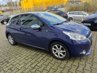 gebraucht Peugeot 208 Style PDC Tempomat Notbremsassistent Klima