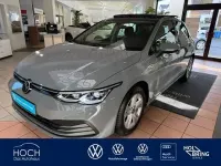 Gebraucht VW Golf VIII Life 110 PS (80 kW) 2023 Grau Limousine