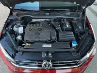 Gebraucht VW Golf VII Comfortline 131 PS (96 kW) 2018 Rot Limousine