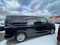 Second-hand VW Multivan 150 CP (110 kW) 2024 Negru Monovolum
