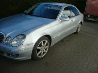 Gebraucht Mercedes E320 224 PS (164 kW) 2008 Silber Limousine