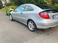 Gebraucht Mercedes C180 143 PS (105 kW) 2003 Silber Coupé