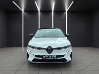 Gebraucht Renault Mégane Techno 160 kW (218 PS) 2023 Weiss 369 + schwarz gne (metallic) Limousine