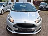 Gebraucht Ford Fiesta SYNC Edition 80 PS (58 kW) 2015 Polarsilber metallic Kleinwagen