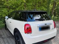Gebraucht Mini Cooper D 116 PS (85 kW) 2015 Weiß Kleinwagen