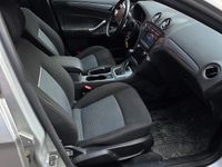 Gebraucht Ford Mondeo 140 PS (102 kW) 2012 Silber Kombi