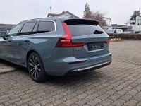 Gebraucht Volvo V60 Core 253 PS (186 kW) 2022 Grau Kombi