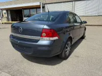 Gebraucht Opel Astra Edition 116 PS (85 kW) 2009 Metro blue/metro Limousine