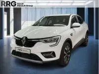 Gebraucht Renault Arkana 140 PS (102 kW) 2023 Weiß (weiss) SUV