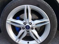 Gebraucht Ford Kuga Individual 140 PS (102 kW) 2014 Grau SUV